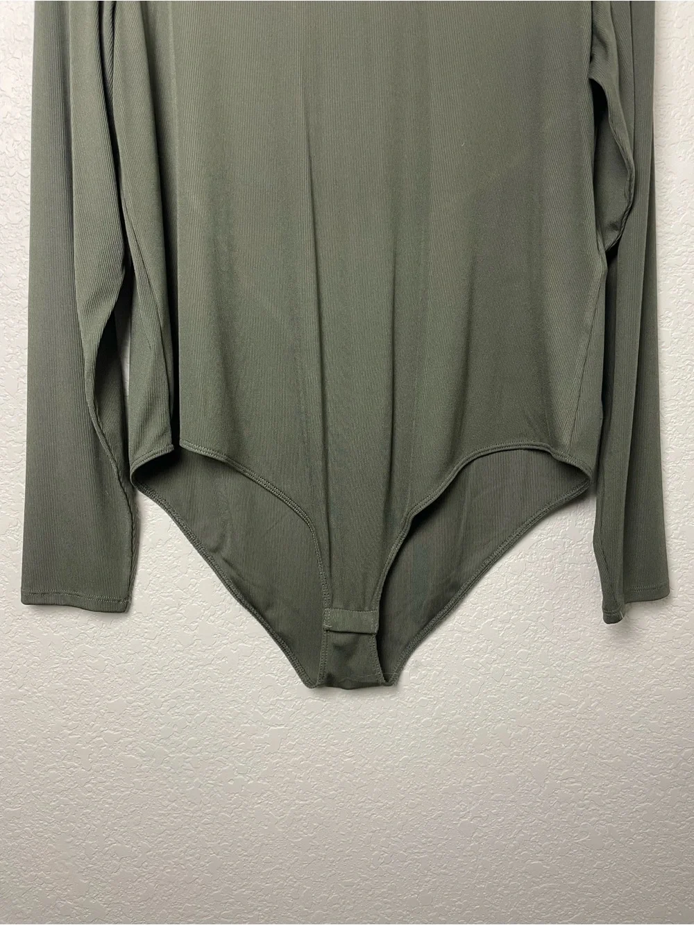 Bnwt! H&M Olive Mock Neck Ribbed Long-Sleeve Bodysuit Size XL - Picture 5 of 8